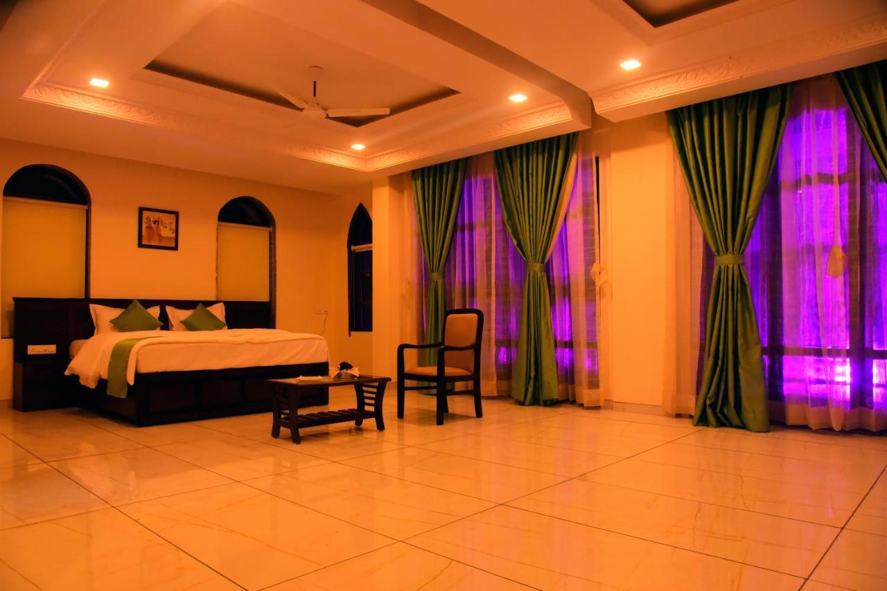 Vits Excellensea Karde Beach Dāpoli 外观 照片