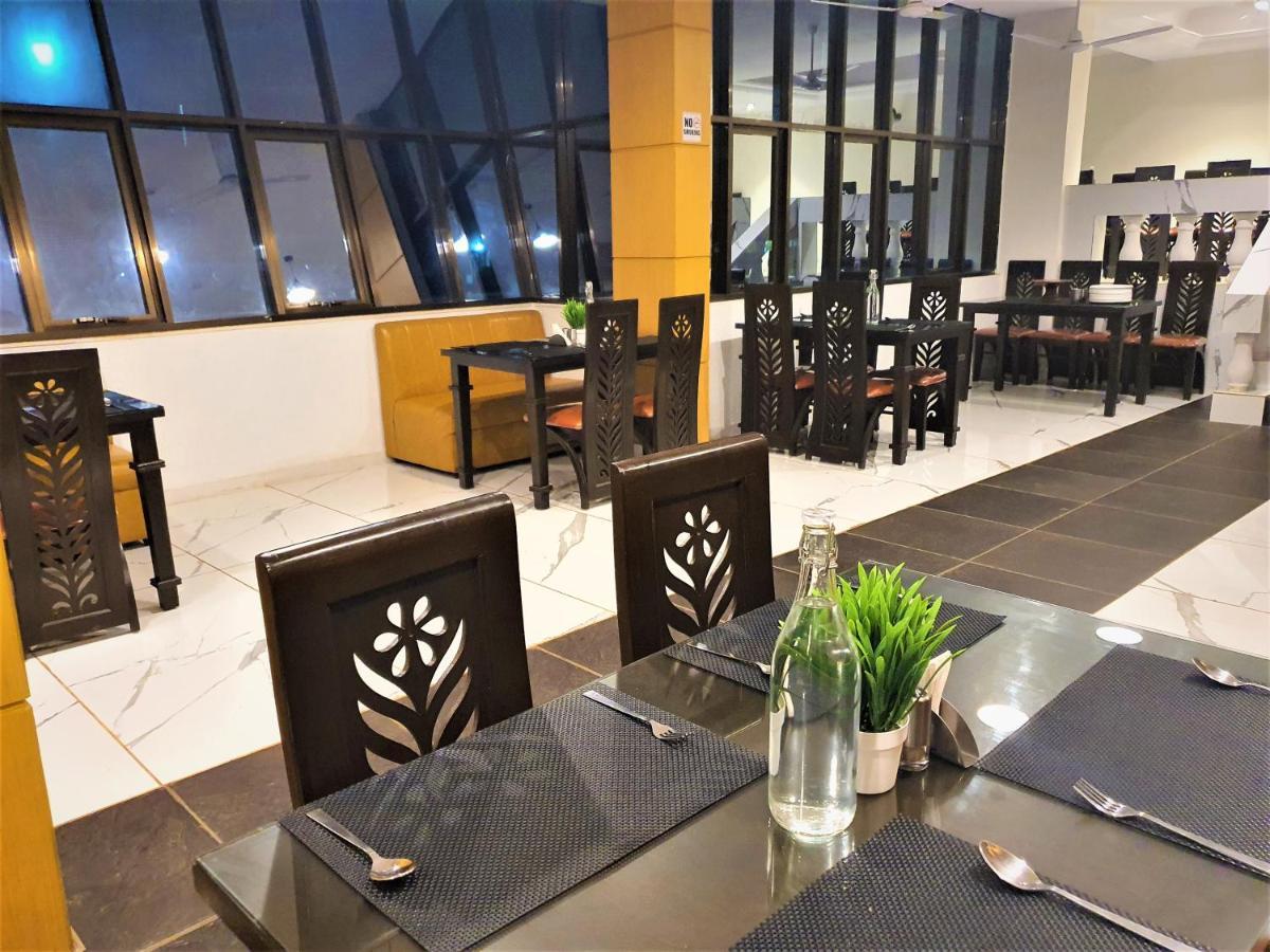 Vits Excellensea Karde Beach Dāpoli 外观 照片