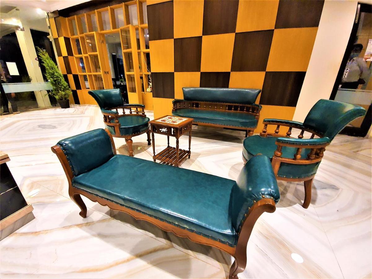 Vits Excellensea Karde Beach Dāpoli 外观 照片