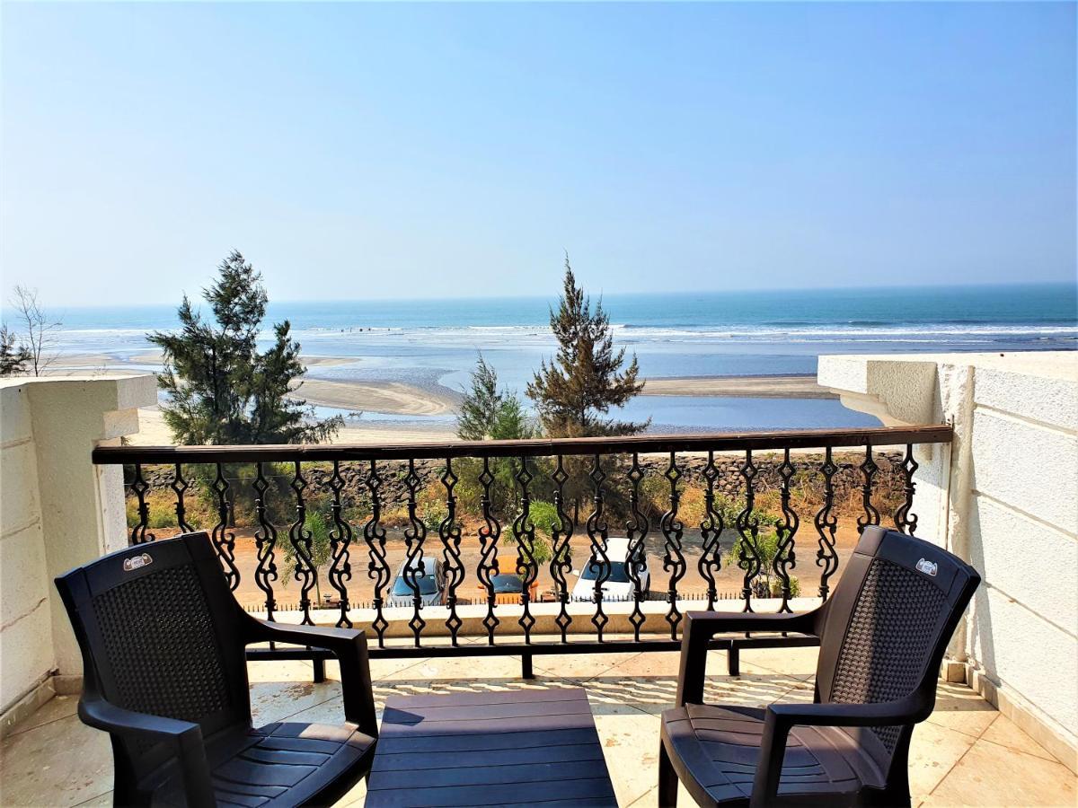 Vits Excellensea Karde Beach Dāpoli 外观 照片